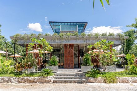 Phum Sambo Café & Eatery