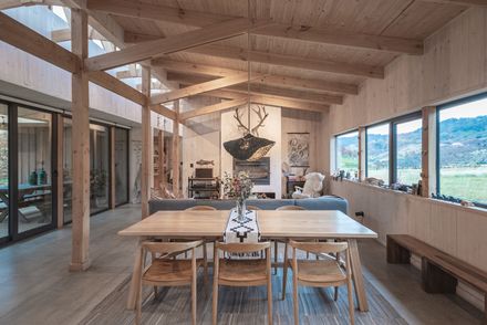 Lucerna House