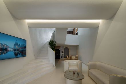 Hoikieng19 House