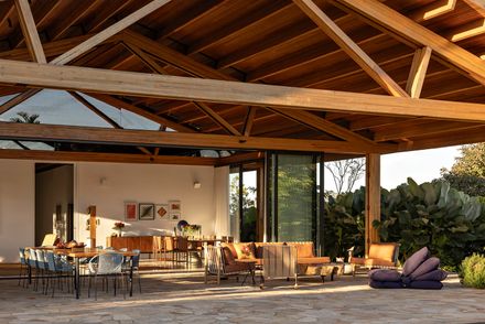 House Mm