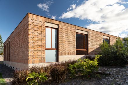 Arupo House