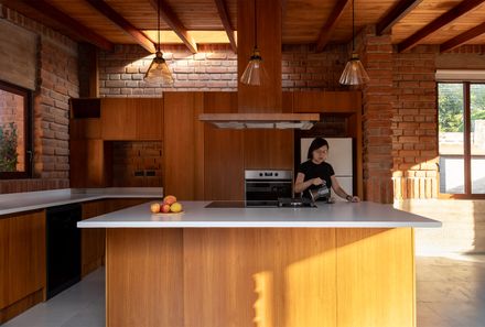 Arupo House