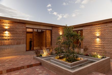 Arupo House
