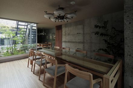 Dining Above The Depot