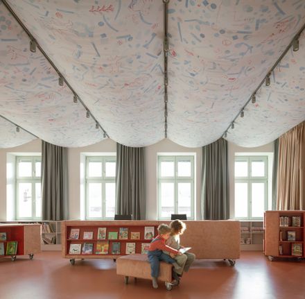 Library In Červený Kostelec