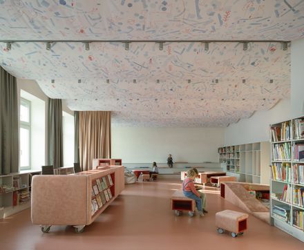 Library In Červený Kostelec