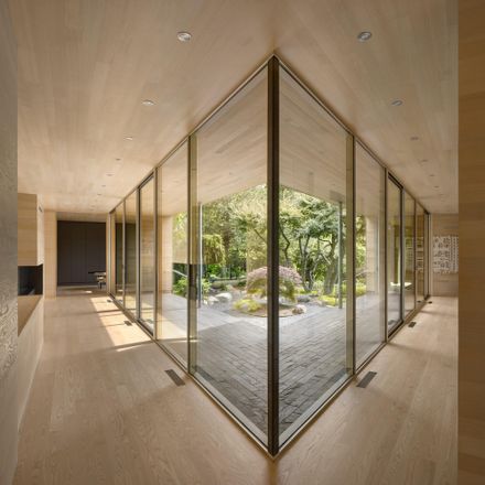 Lakeside Residence