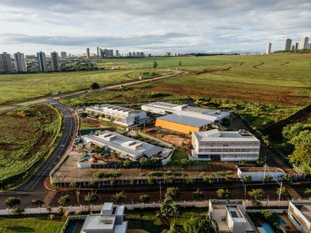 Pequeno Príncipe School Court