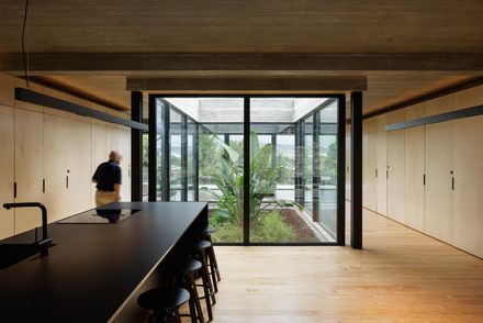 House Cr