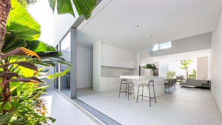 F10 House