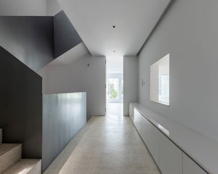 F10 House