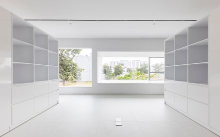 F10 House