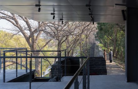 Jingzhou City Wall Archaeological Site Exhibition Pavilion