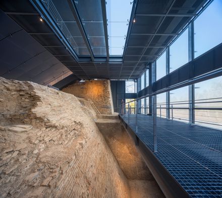 Jingzhou City Wall Archaeological Site Exhibition Pavilion