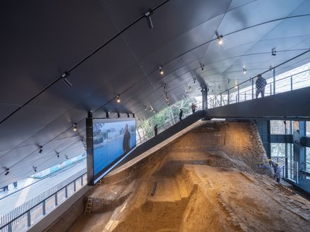 Jingzhou City Wall Archaeological Site Exhibition Pavilion