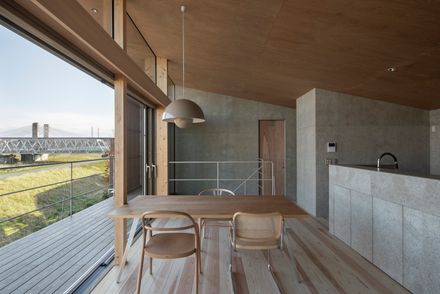 The House That Creates A View