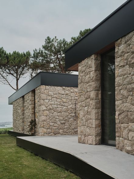 Loredo House Navc01
