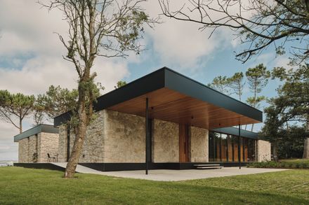 Loredo House Navc01