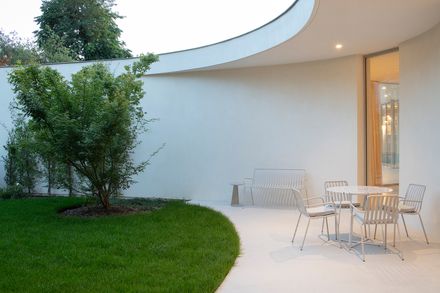 Bouscat Villa