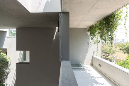 Stepped Well House