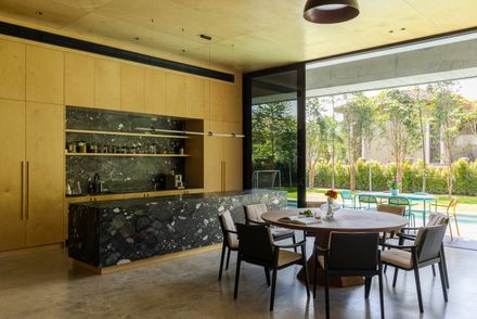 Tropical Shift House