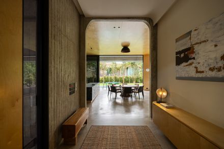 Tropical Shift House