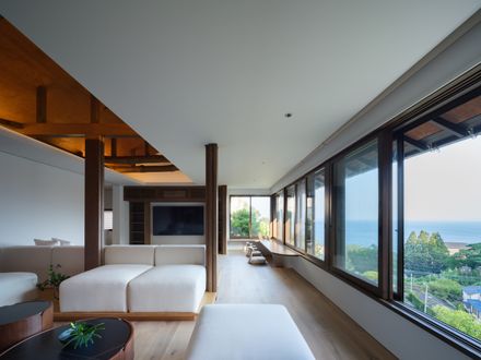 Atami House