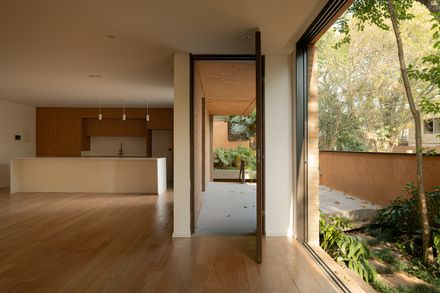 Tamanás House