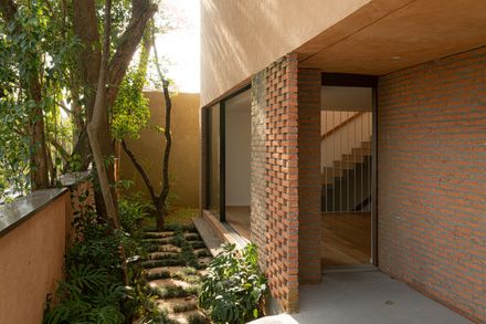 Tamanás House