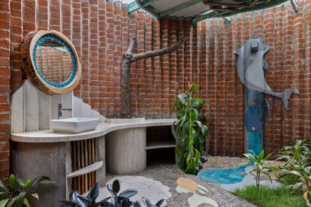 Self-Sustaining Farmhouse