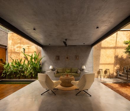 Living Continuum Studio And House