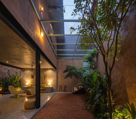 Living Continuum Studio And House