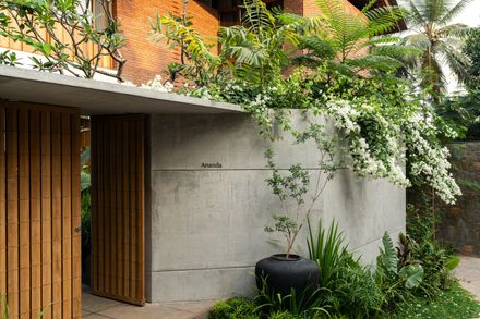 Ananda House