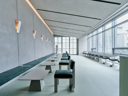 Reach Hospital Lounge