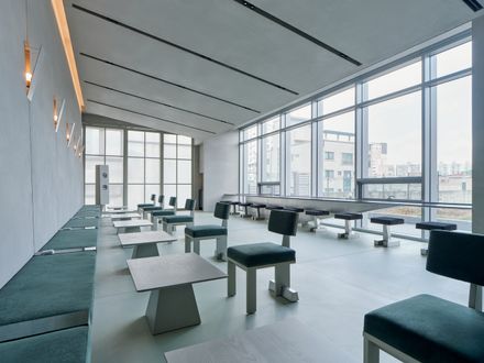 Reach Hospital Lounge