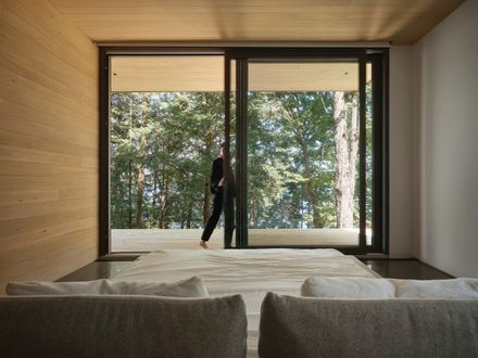Counter-Slope House