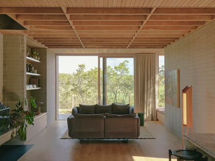 Point Lonsdale House