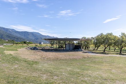 Tie-ma Cycling Station At Dapo Pond