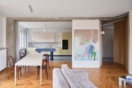 Corner Apartment
