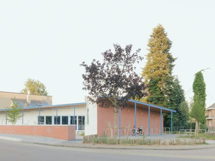 Youth Center Mena