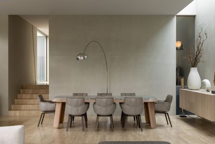 Concrete Curtain House