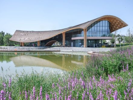 Lakeside Restaurant At Silk Road Friendship Park