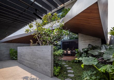 V House
