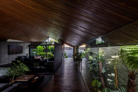 V House