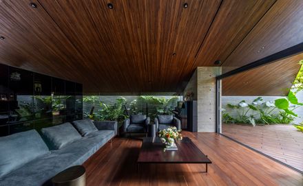 V House