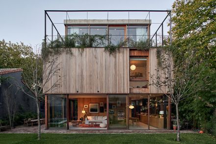 LUAA House