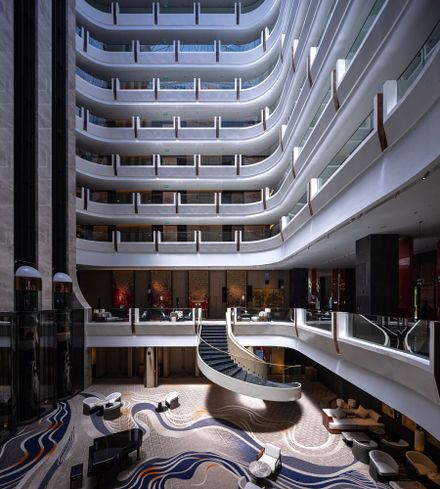 Dusit Le Palais Tu Hoa Hotel
