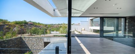 Kand-Kaav Villa