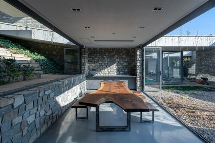 Kand-Kaav Villa