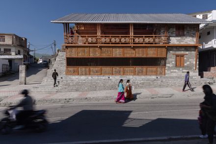 Champawat Market Plaza